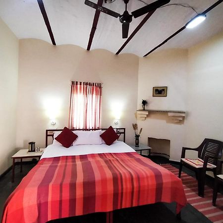 Naurang Yatri Niwas Otel Garli Dış mekan fotoğraf